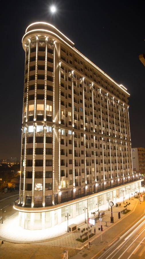Stylish Apartment, Skopje Centre - Private Parking - Panoramic Views ภายนอก รูปภาพ